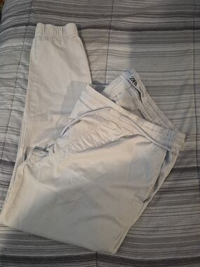 Zara Men Light Beige Drawstring Chinos